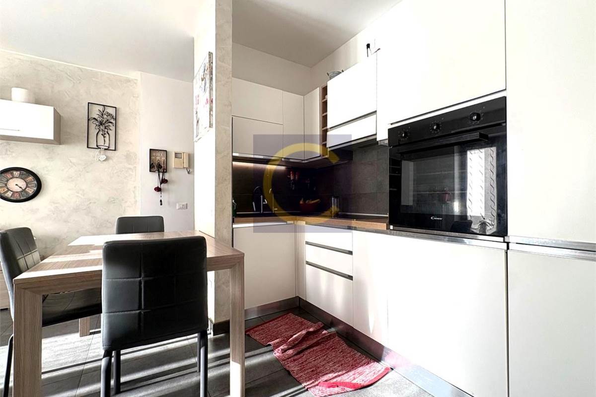 RECENTE APPARTAMENTO TRILOCALE CON GRANDE GIARDINO PRIVATO