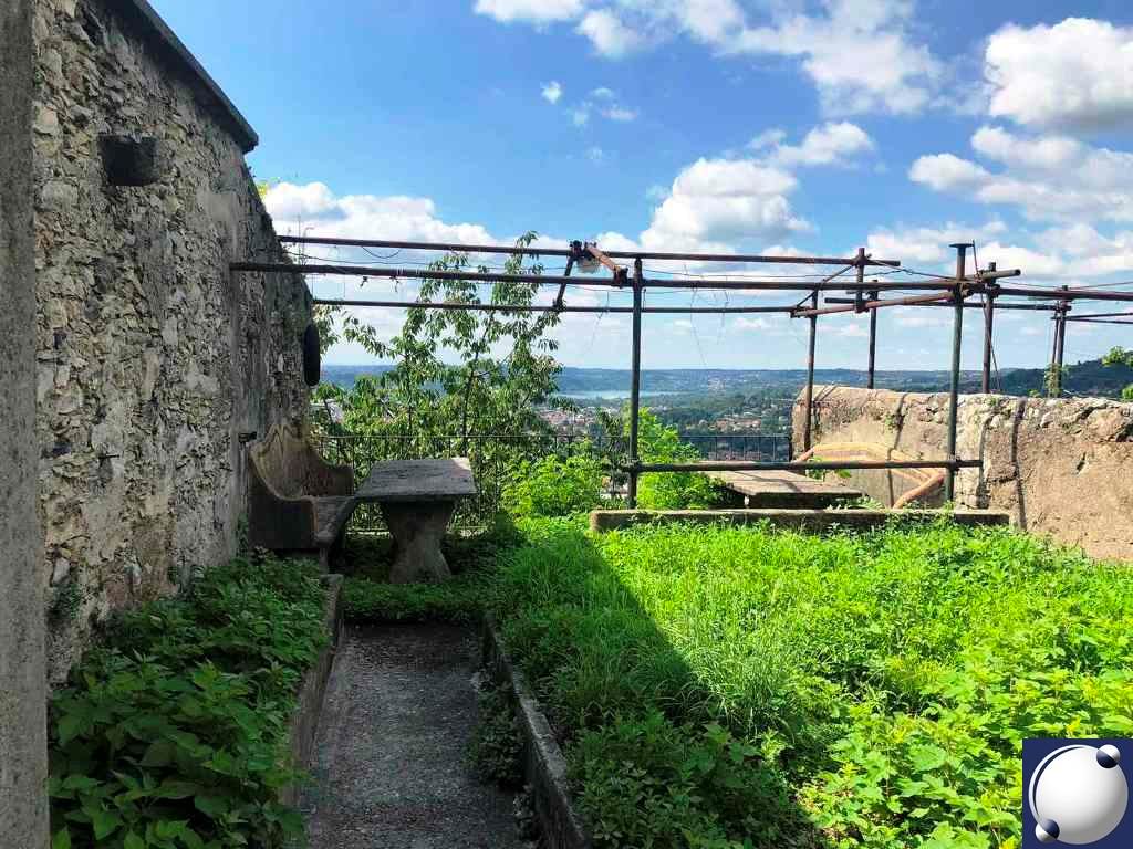Rif. 10520 - Castelmarte/Porzione di casa