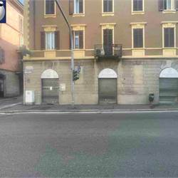 Rif. 9994 - Como/Negozio