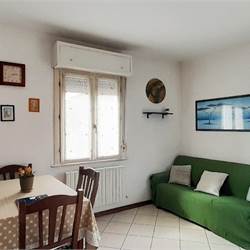 Rif. 2001 - Erba/2 locali