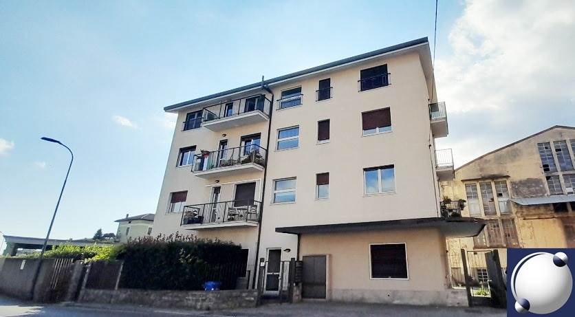 Rif. 2001 - Erba/2 locali