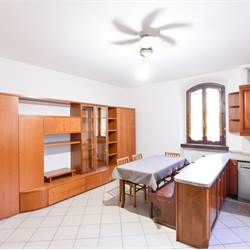 Rif. 3035 - Erba/3 locali