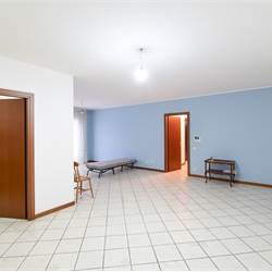 Rif. 3044 - Erba/3 locali