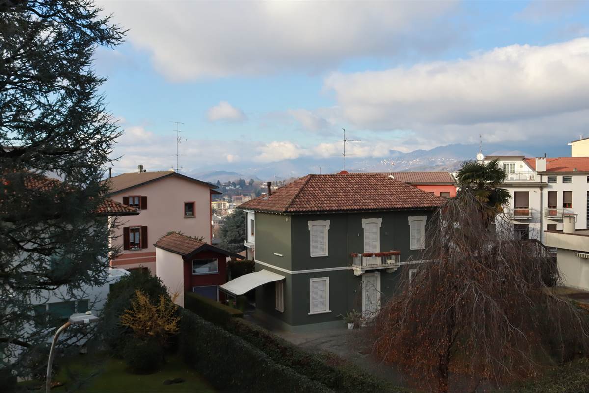 Libero arredato con vista Monte rosa