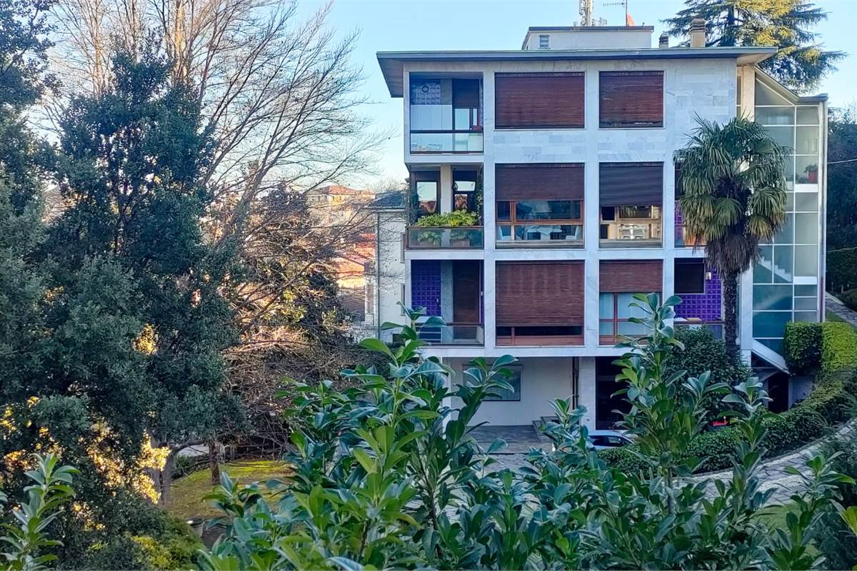 In elegante palazzo signorile di 4 unità