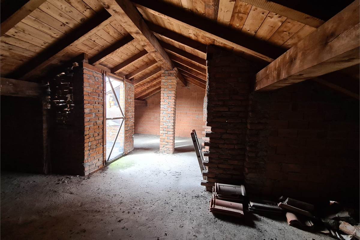 Porzione di casa da ultimare