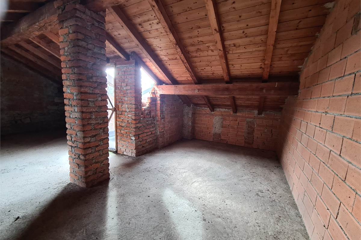 Porzione di casa da ultimare