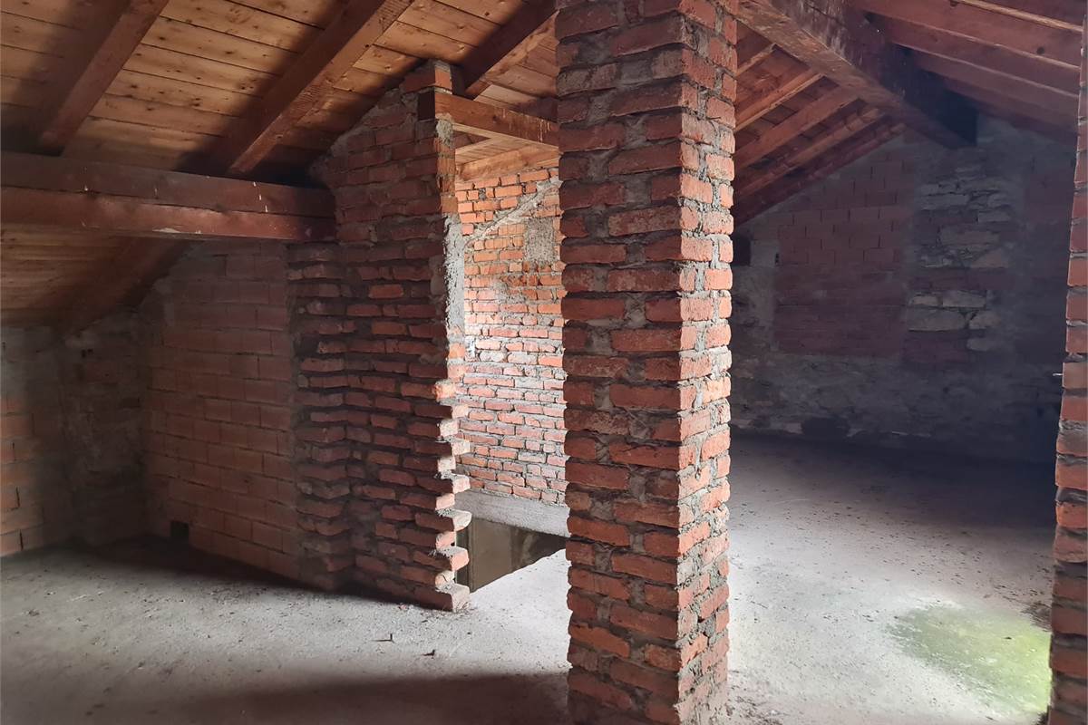 Porzione di casa da ultimare