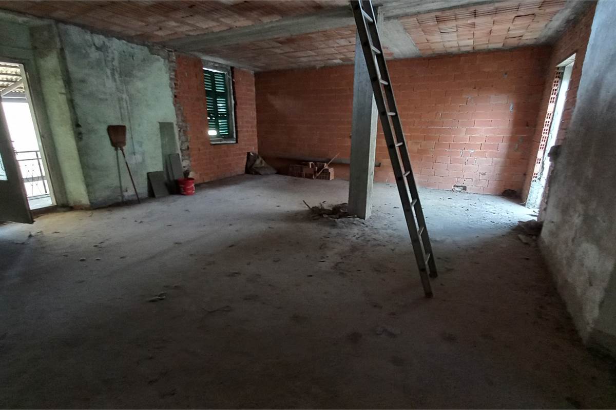 Porzione di casa da ultimare