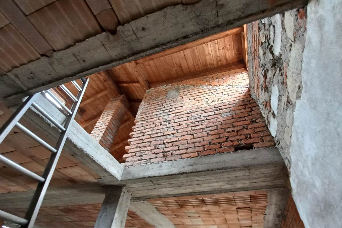 Porzione di casa da ultimare