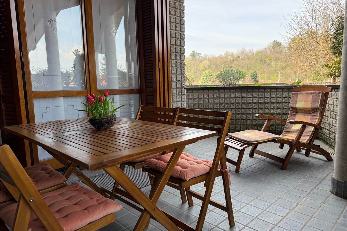 Attico  con terrazzi e box 