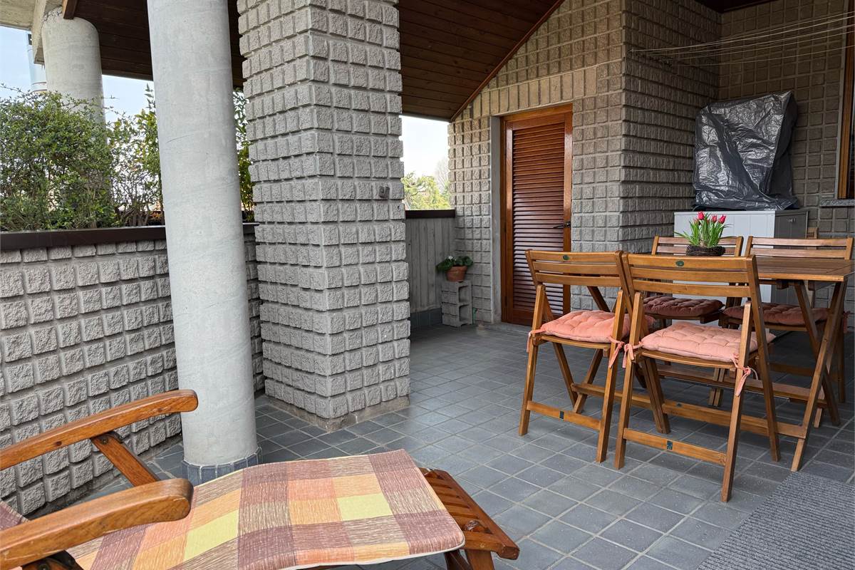 Attico  con terrazzi e box 
