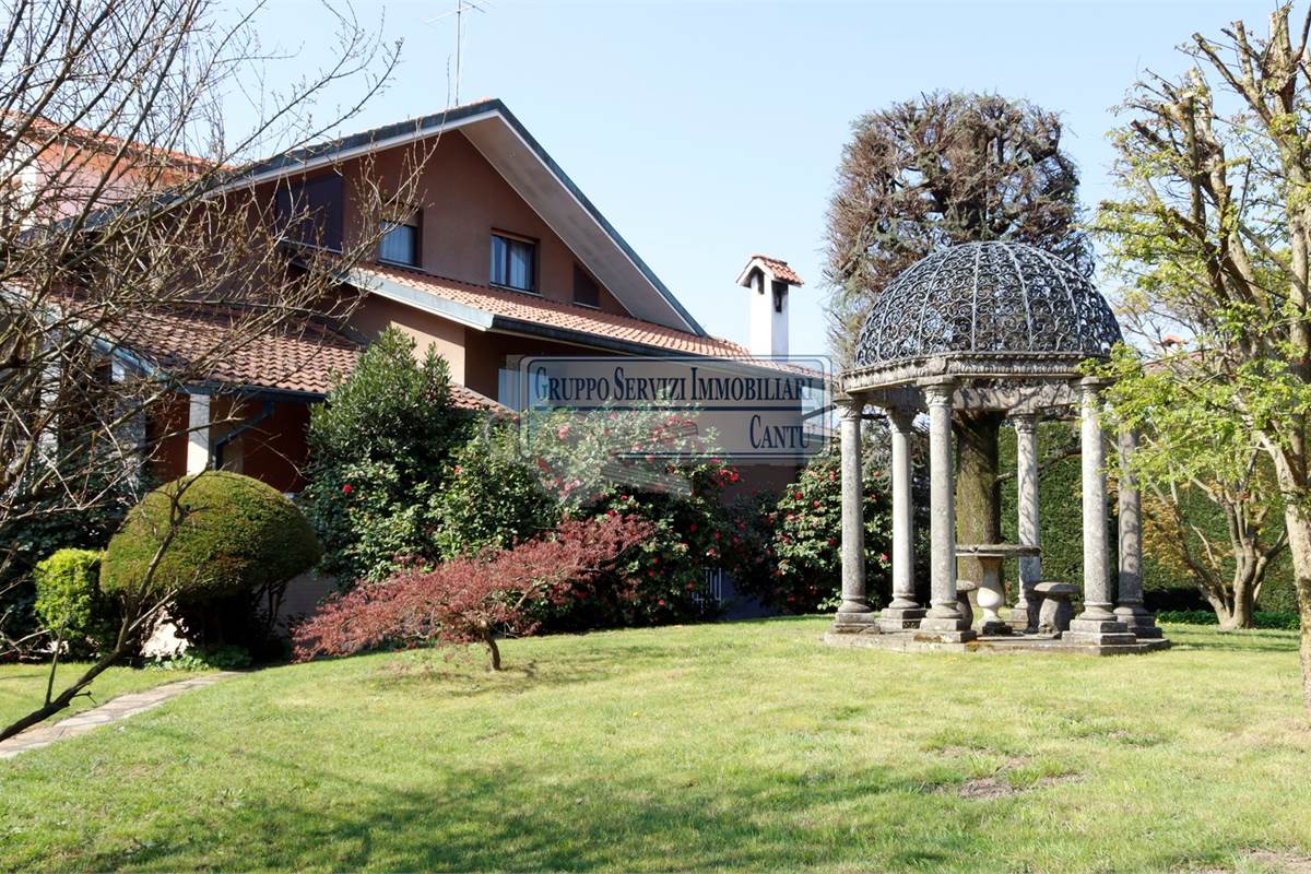 Villa singola con giardino