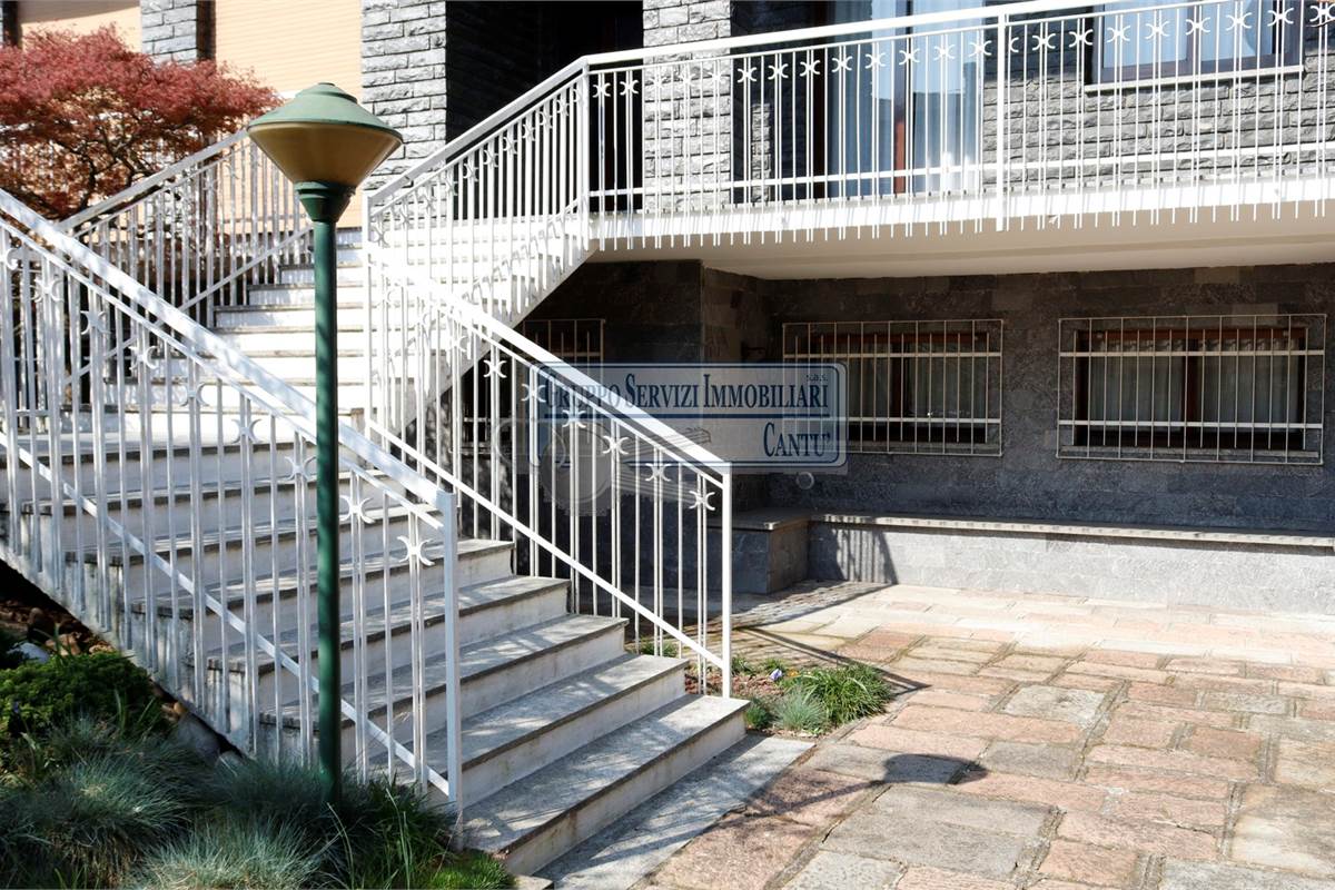 Villa singola con giardino