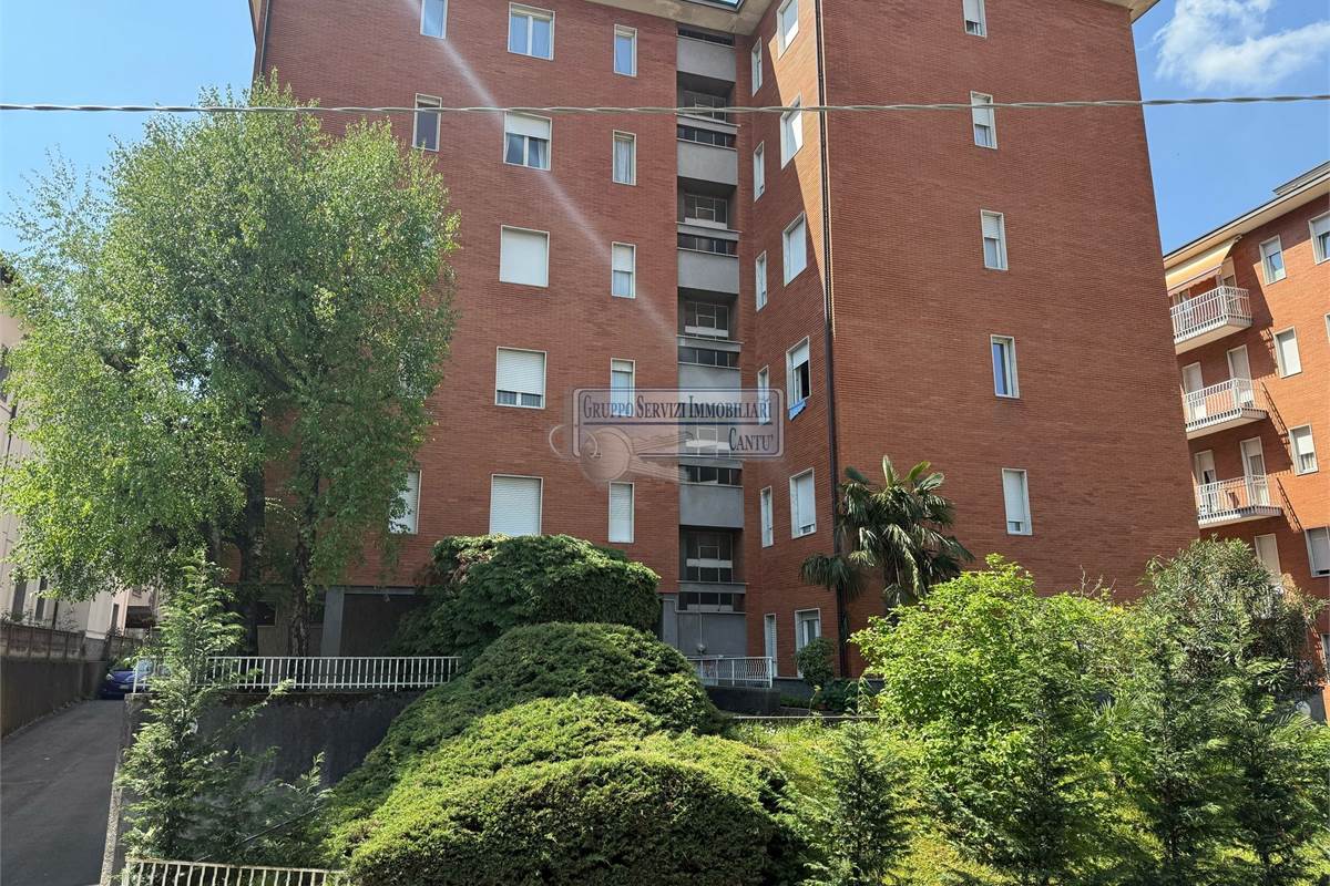 3 locali In Vendita a Cantù