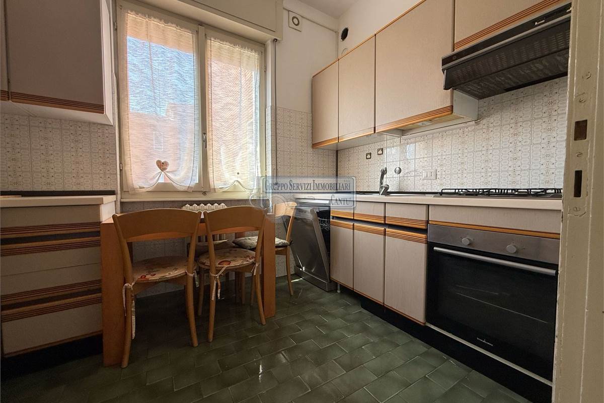 3 locali In Vendita a Cantù