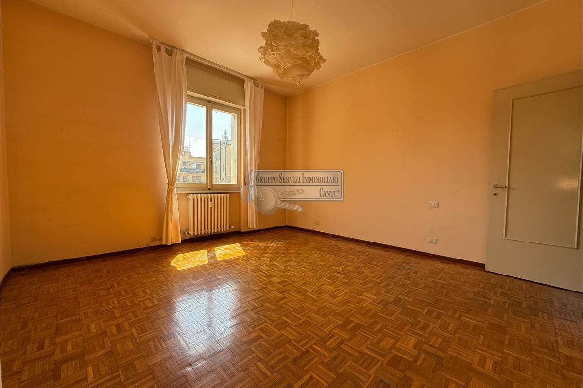 3 locali In Vendita a Cantù