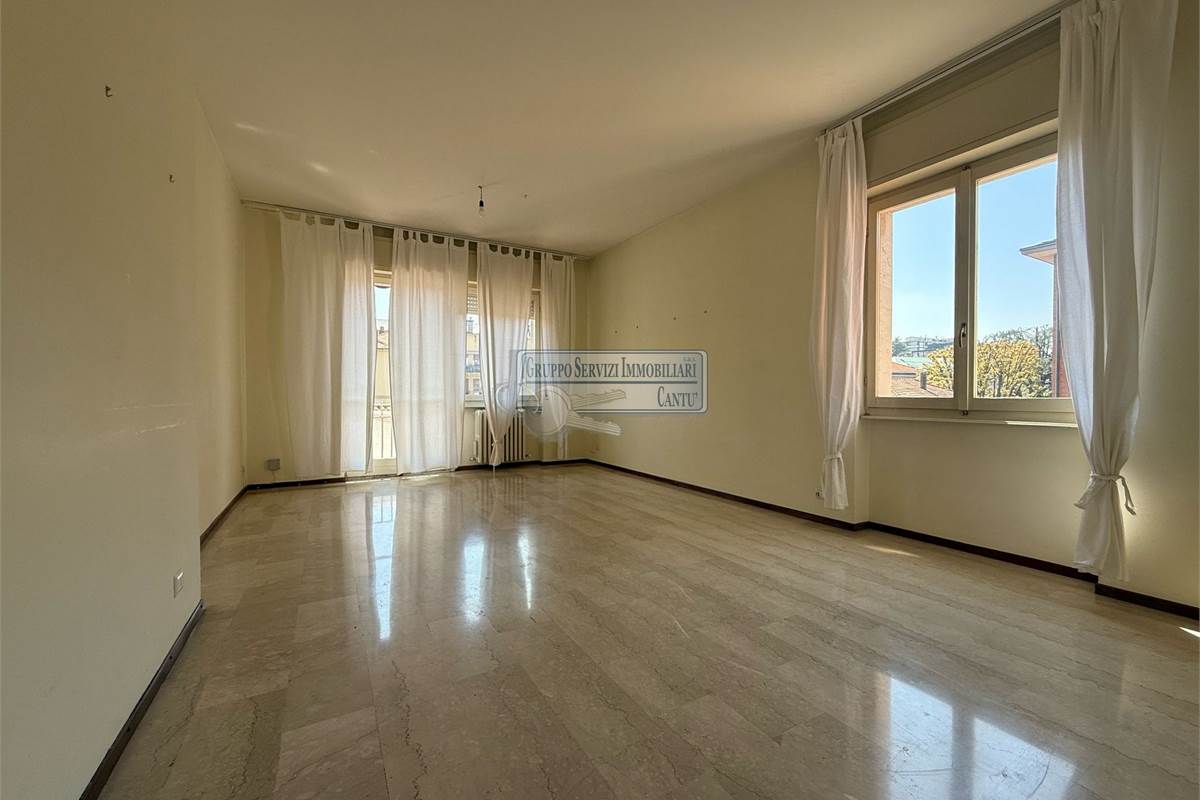 3 locali In Vendita a Cantù