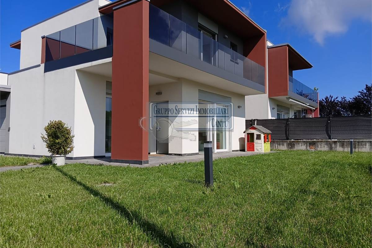 VILLA INDIPENDENTE CON GIARDINO