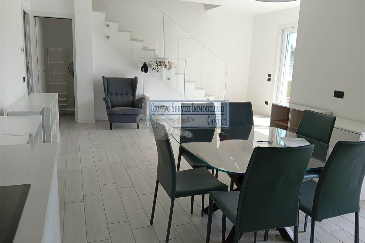 VILLA INDIPENDENTE CON GIARDINO