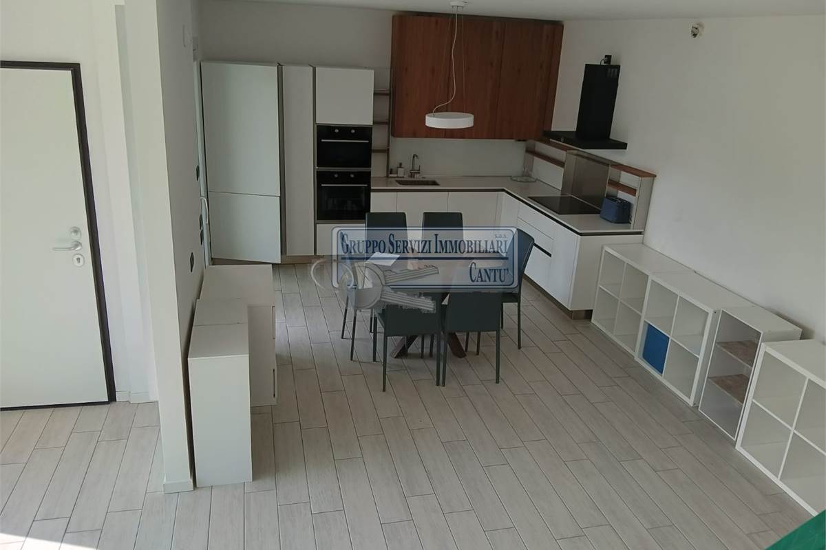 VILLA INDIPENDENTE CON GIARDINO