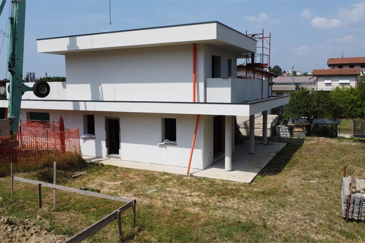 Villa In Vendita a Cantù