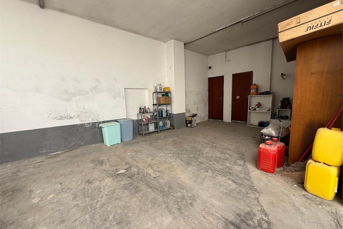 In trifamiliare senza spese con terrazzini doppio box