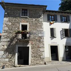 Un Angolo di Storia e Prestigio a Due Passi da Piazza Garibaldi