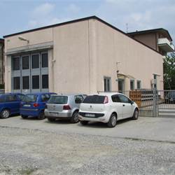 libero capannone produttivo  industriale