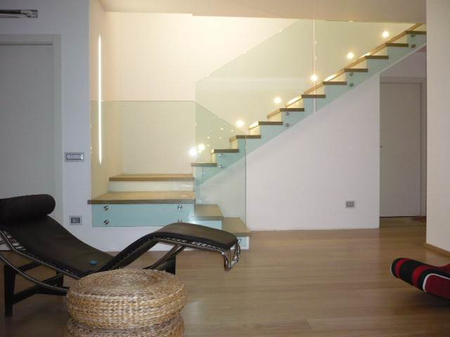Nuova villa singola  in collina