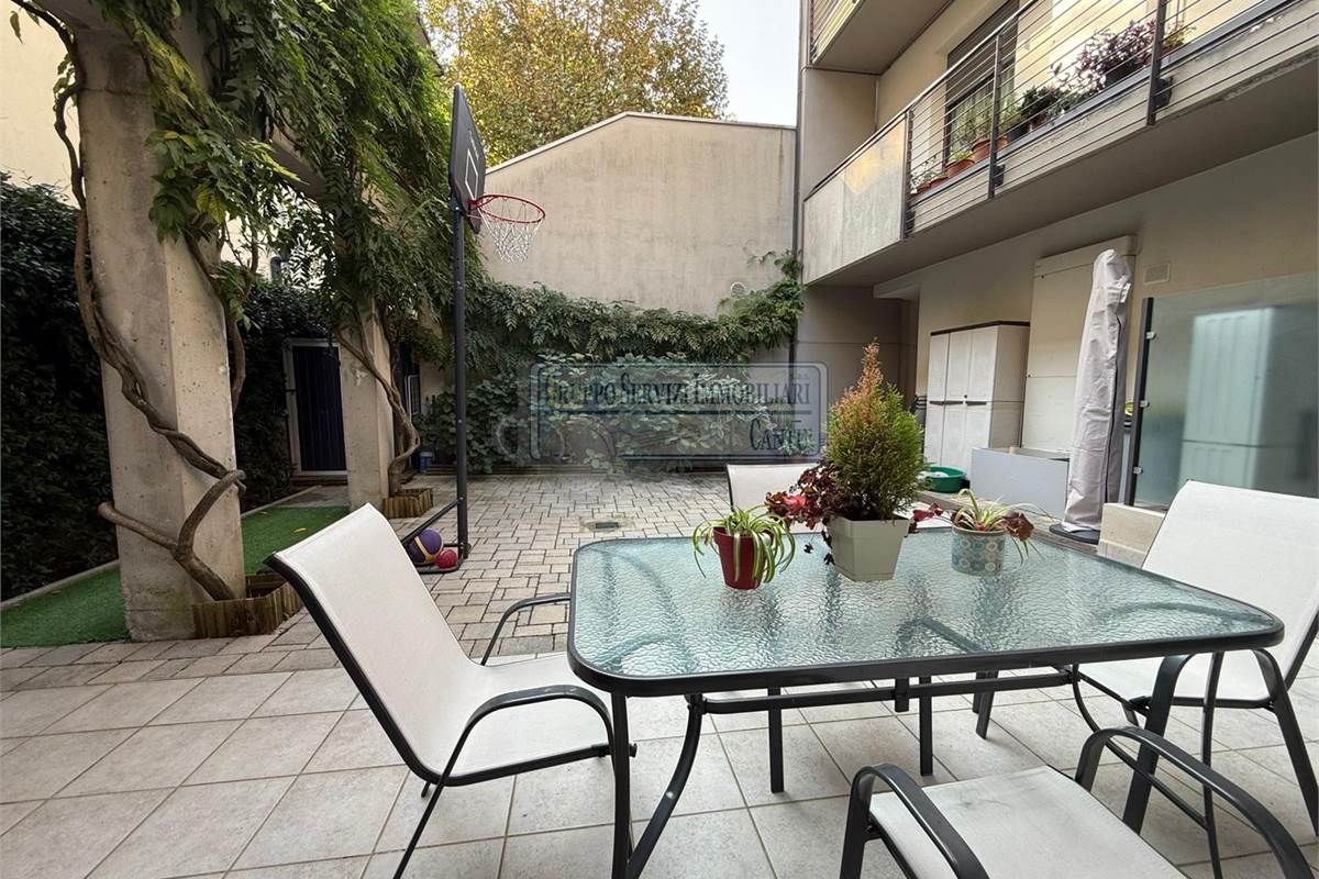 Indipendente con terrazzo classe B