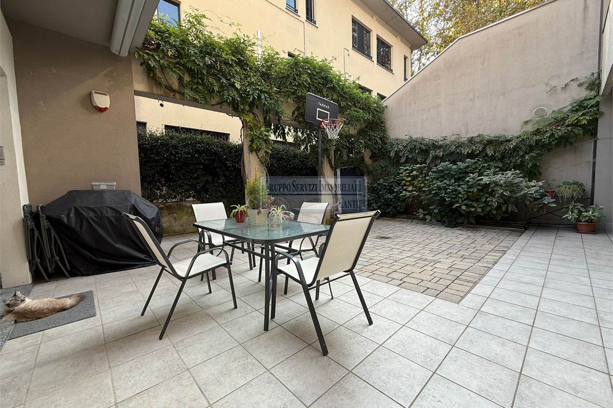 Indipendente con terrazzo classe B