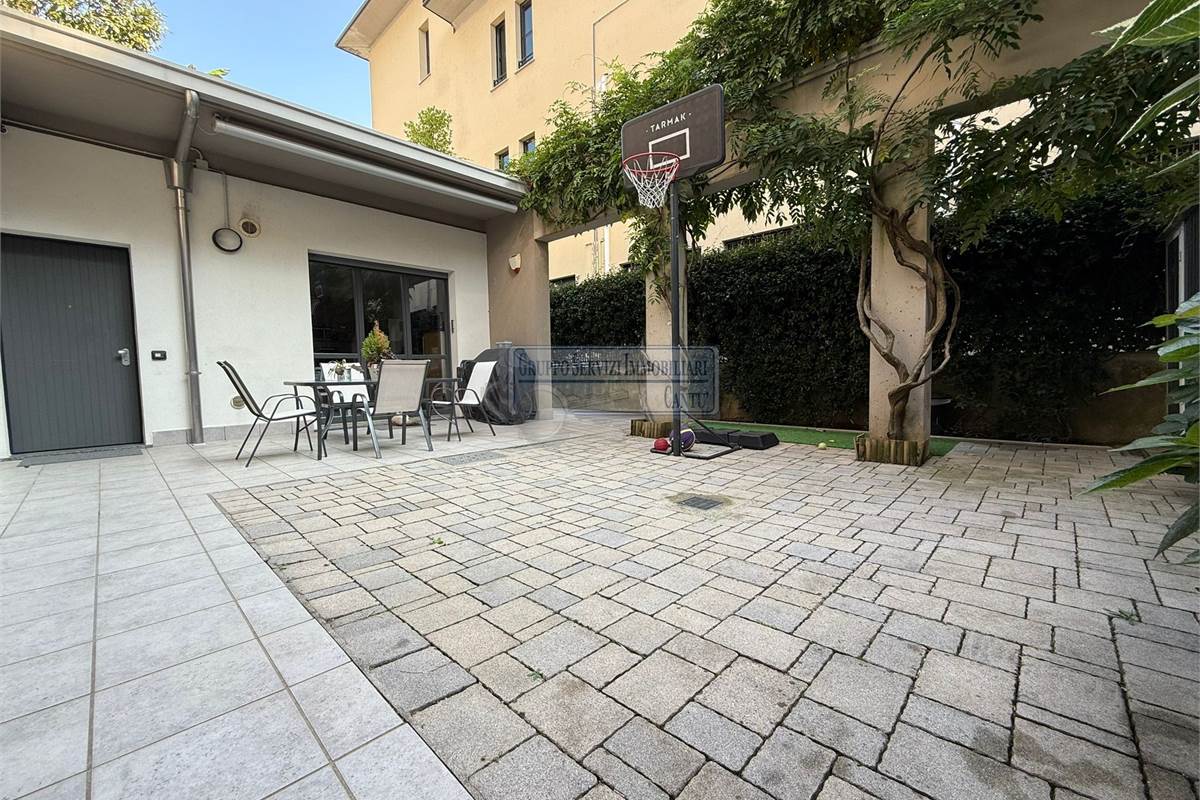 Indipendente con terrazzo classe B