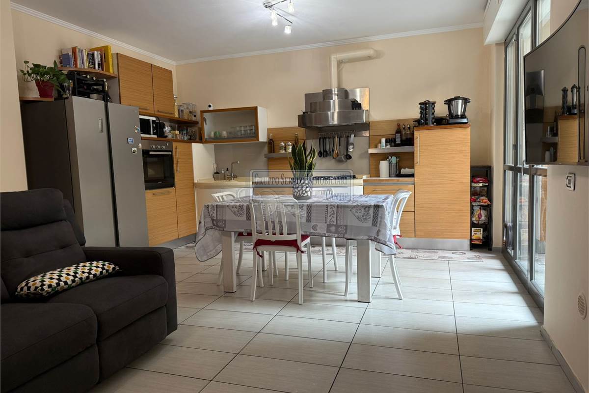 Indipendente con terrazzo classe B