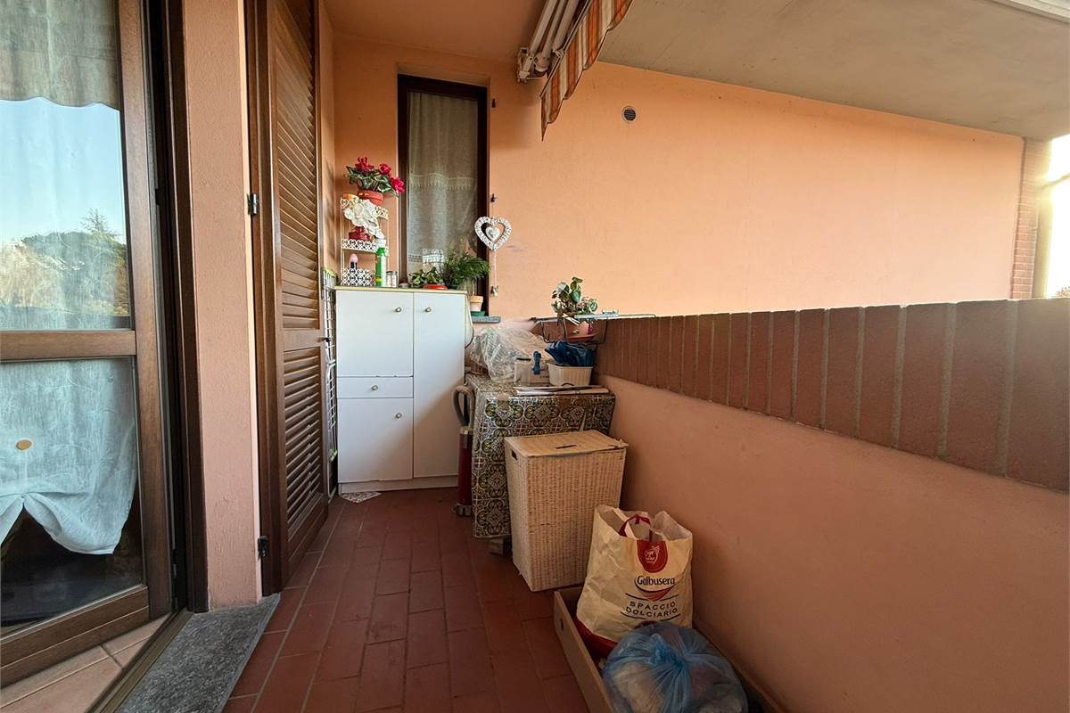 In collina ultimo piano con ascensore