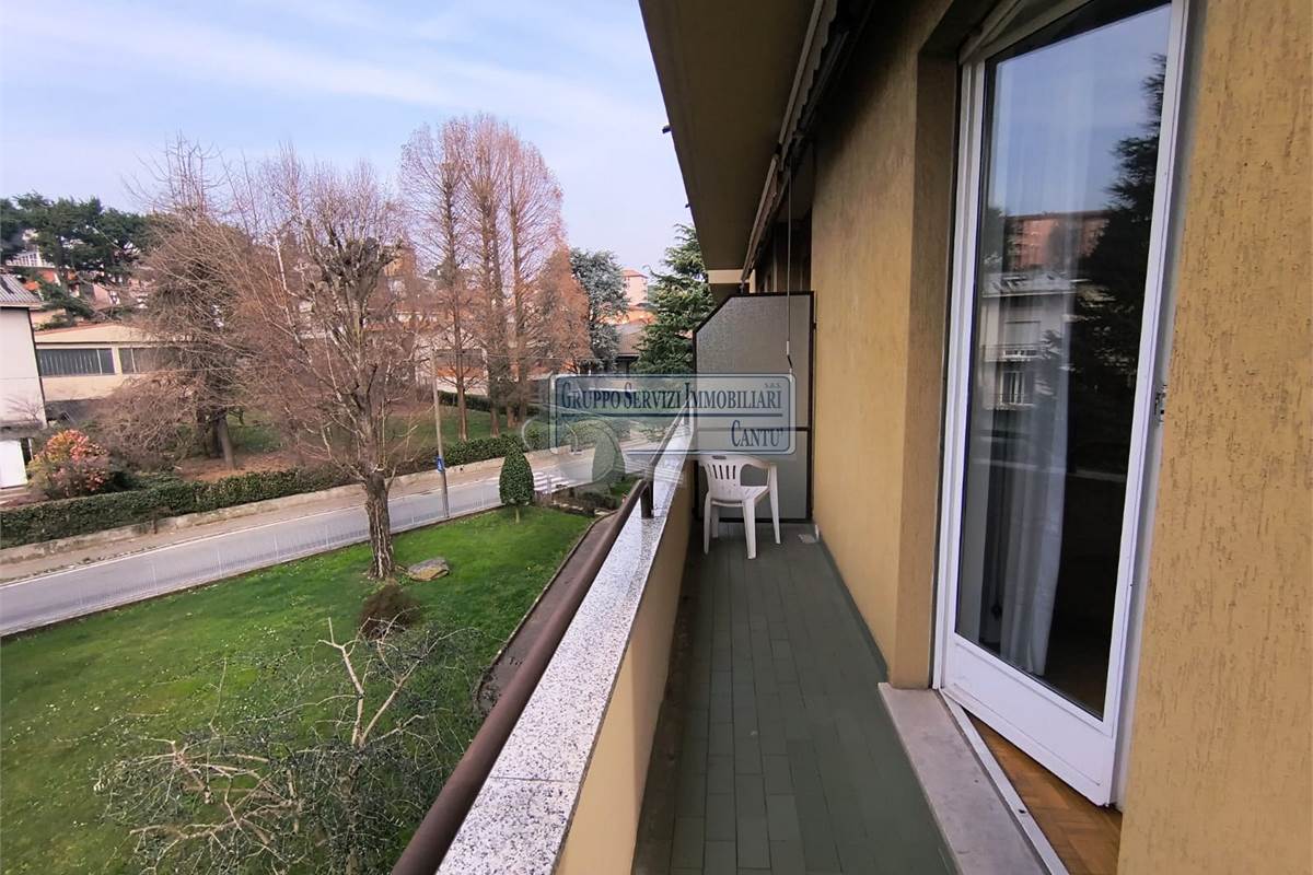 Libero ampio luminosissimo