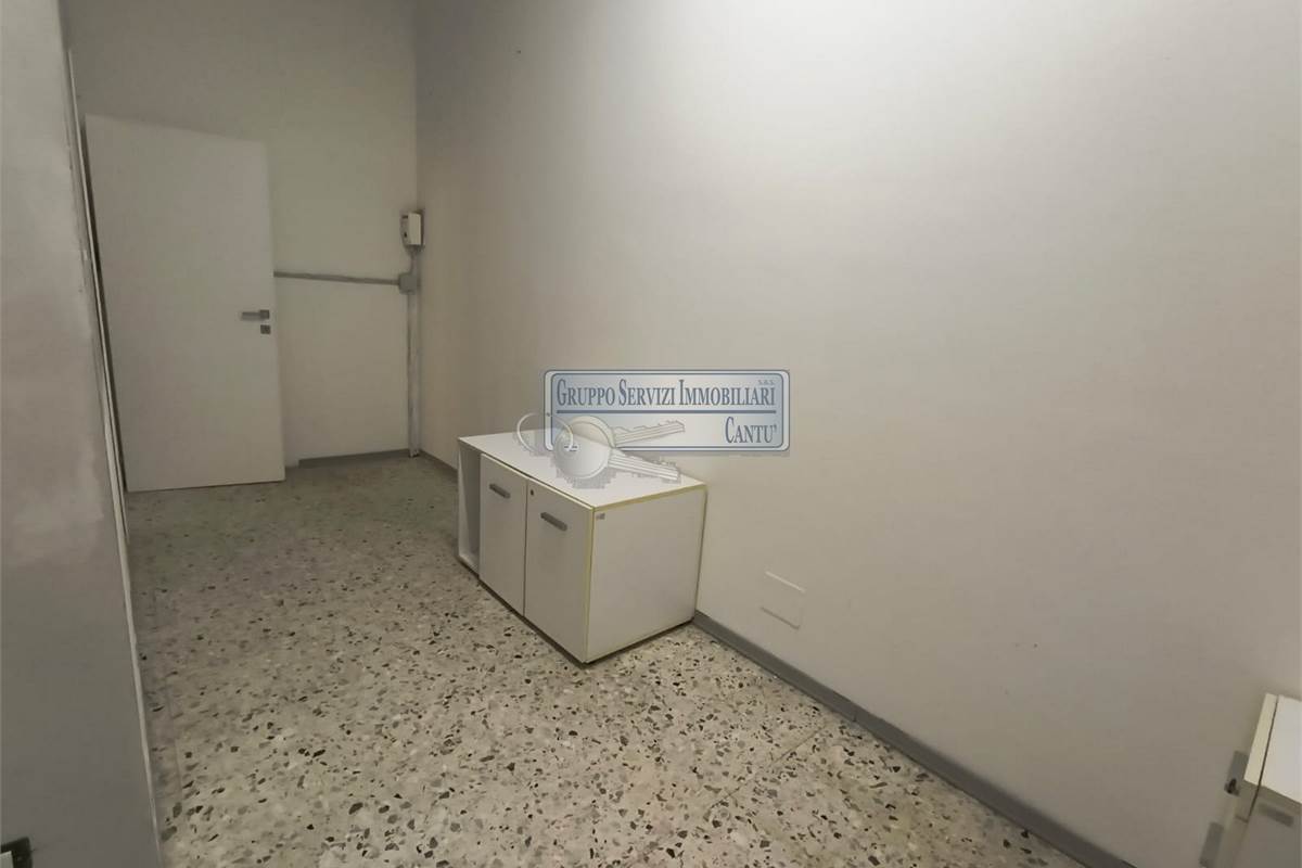 Libero con parcheggio privato