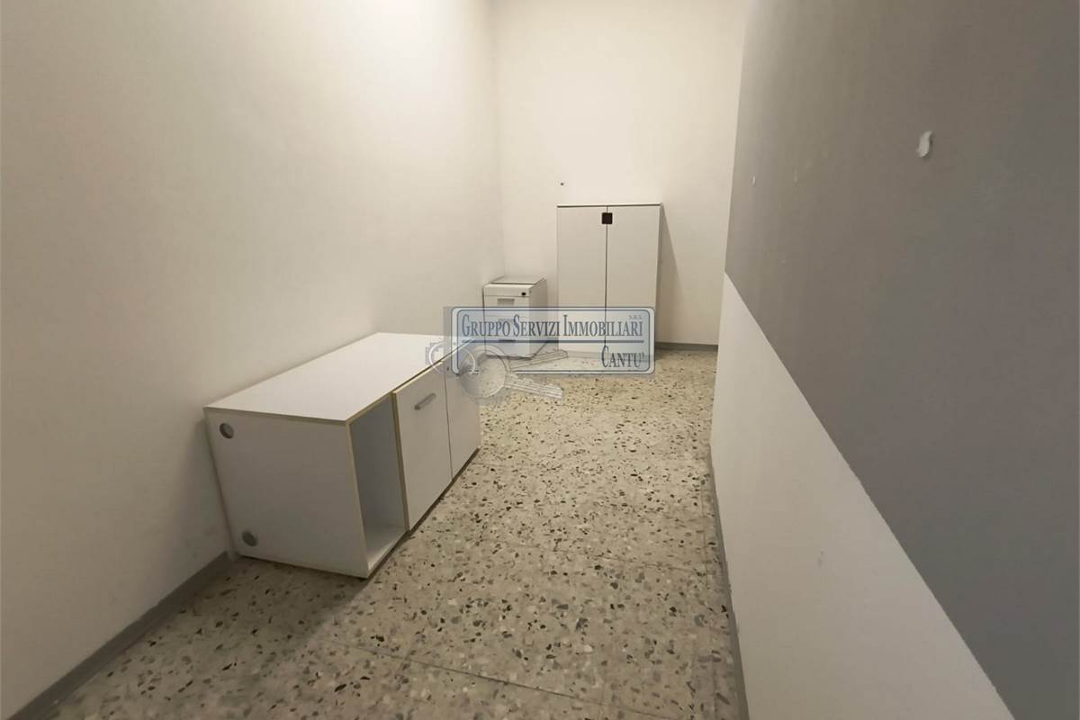 Libero con parcheggio privato