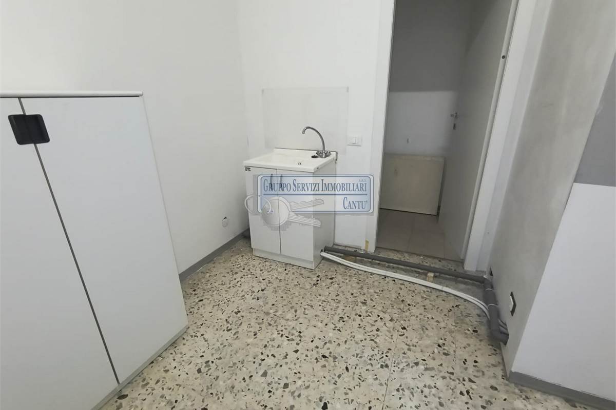 Libero con parcheggio privato