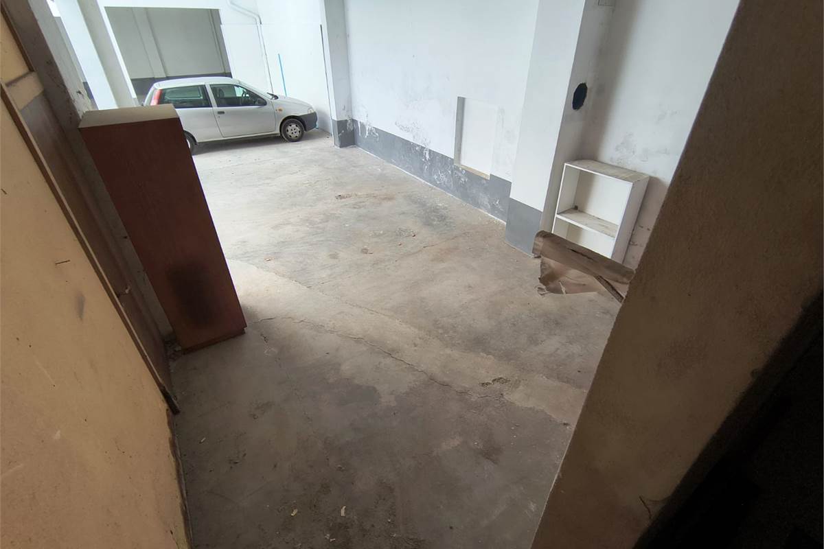 In trifamiliare senza spese con terrazzini doppio box