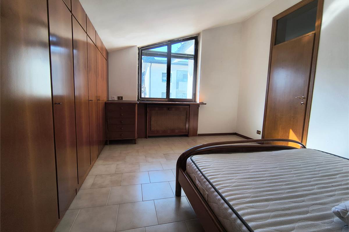 In trifamiliare senza spese con terrazzini doppio box