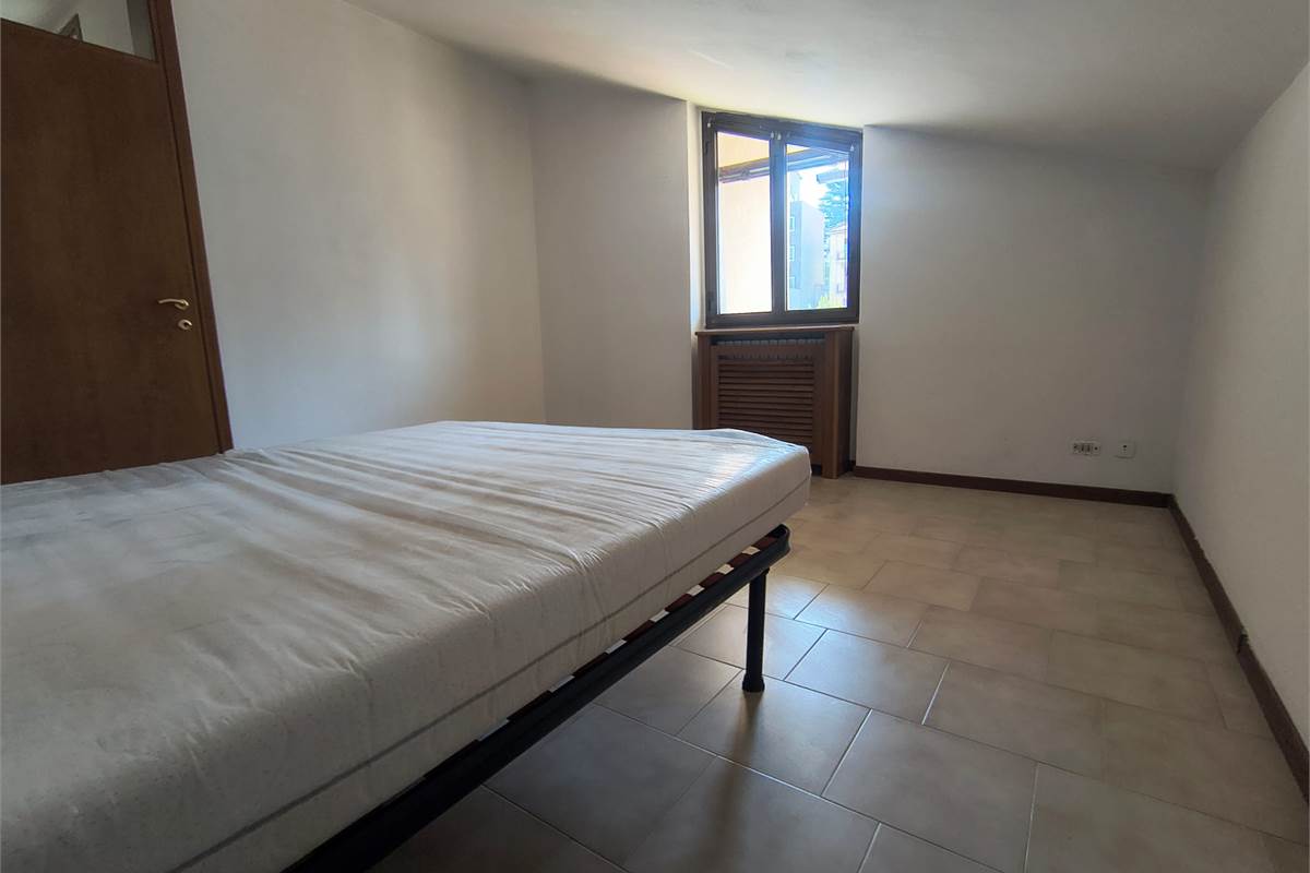 In trifamiliare senza spese con terrazzini doppio box