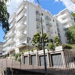 Como, Elegante Quadrilocale Arredato