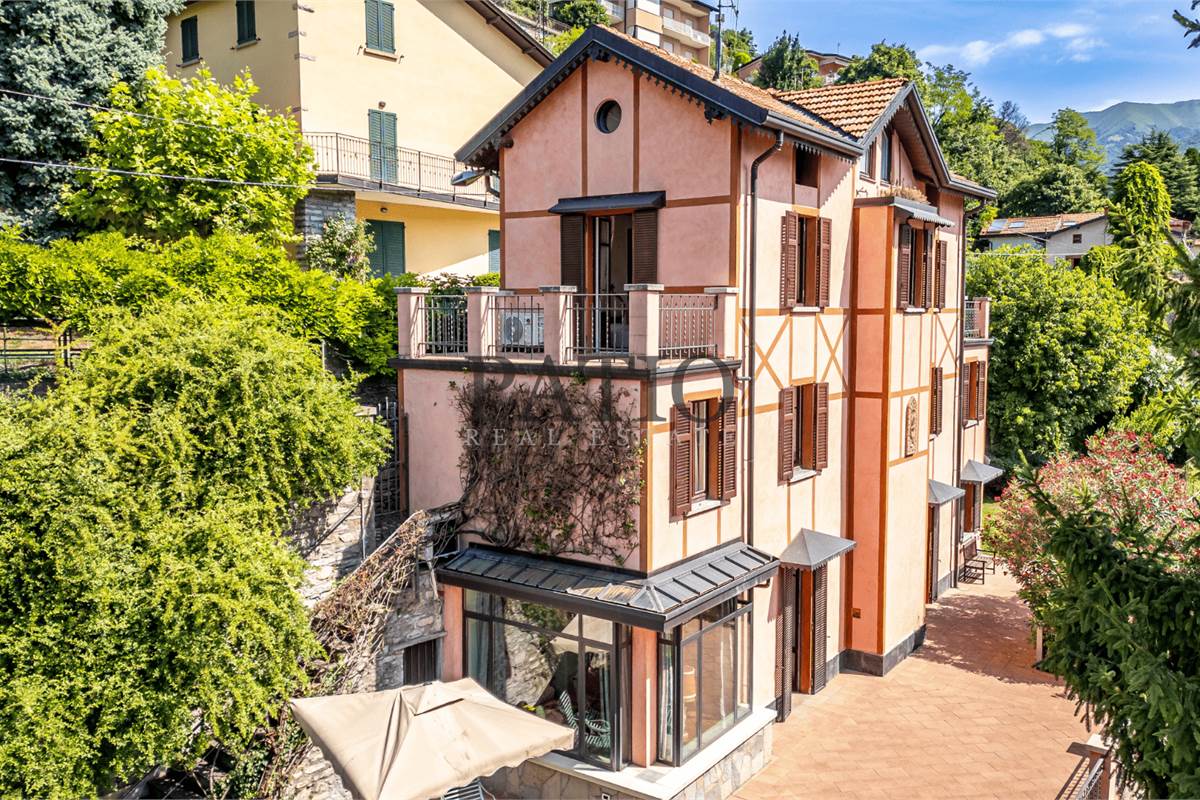 Carate Urio, Villa Liberty Vista lago