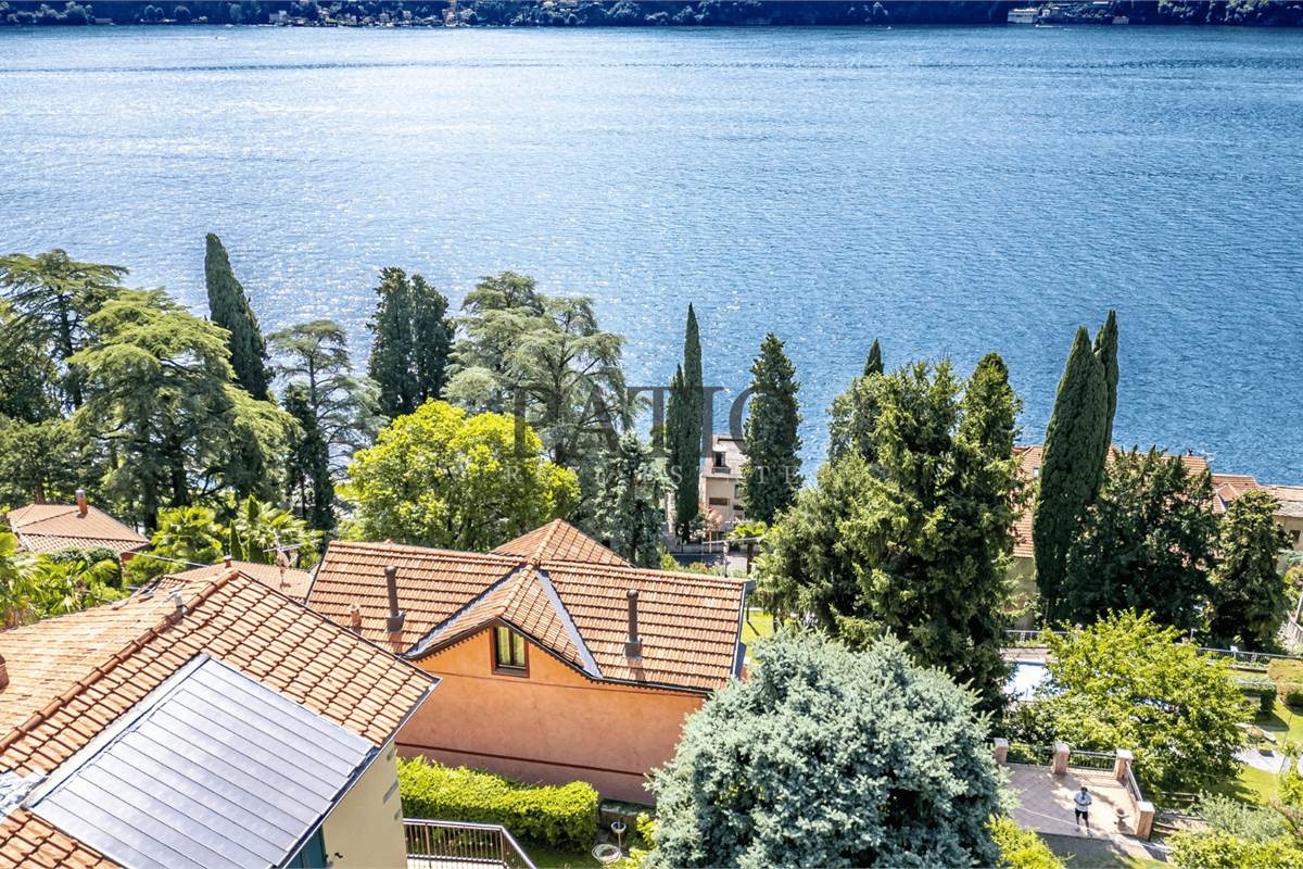 Carate Urio, Villa Liberty Vista lago