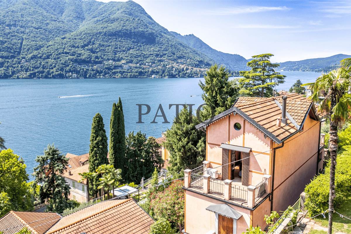 Carate Urio, Villa Liberty Vista lago