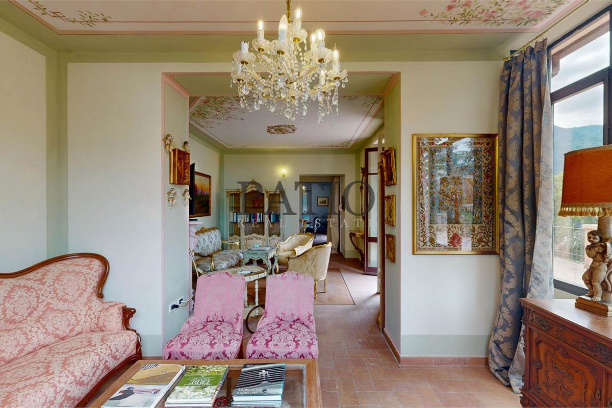 Carate Urio, Villa Liberty Vista lago