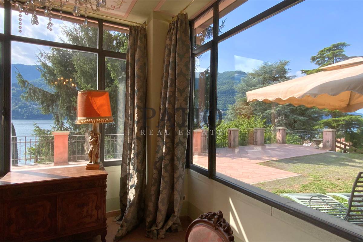 Carate Urio, Villa Liberty Vista lago