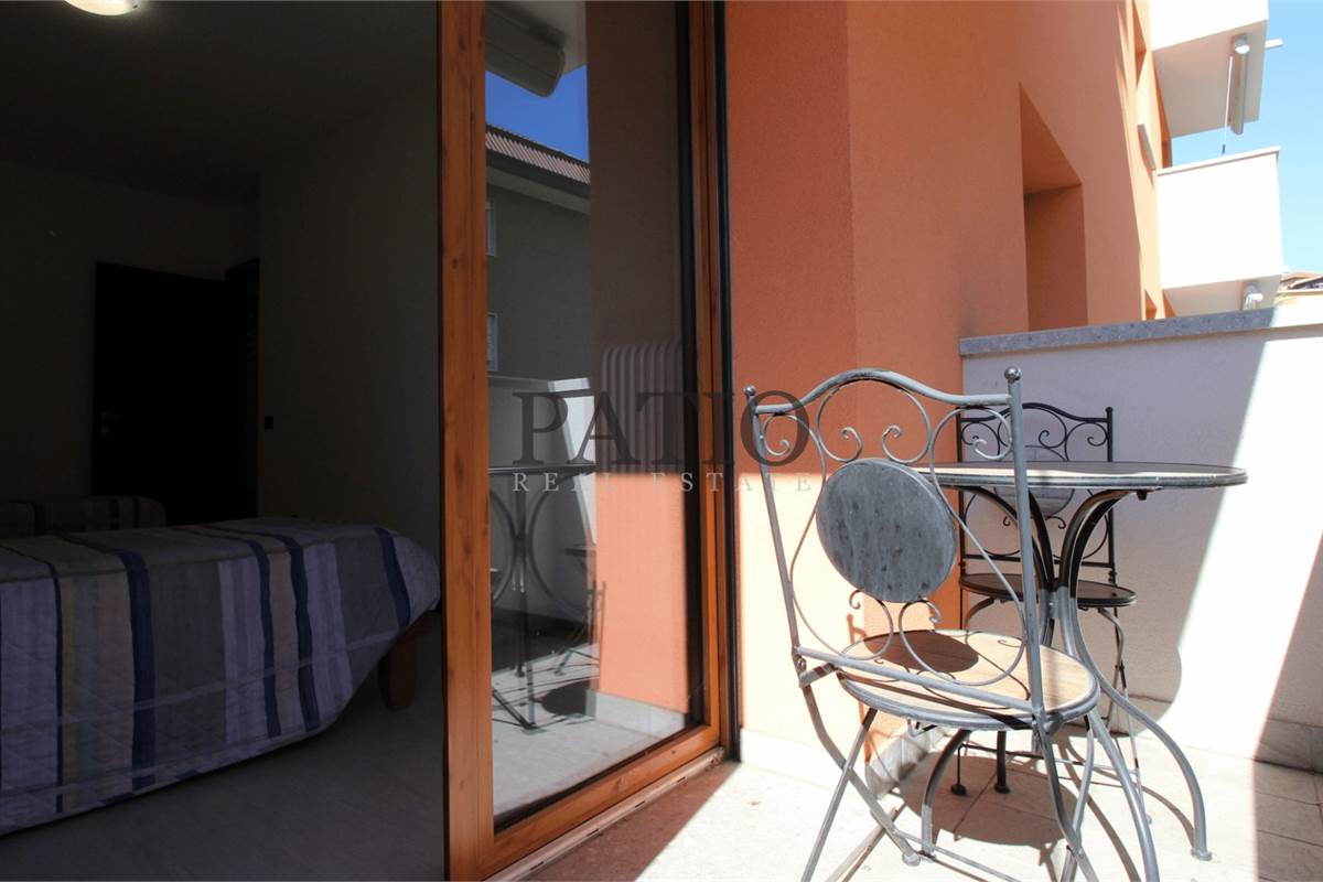 Como Breccia - Ampio Trilocale con Balconi e Box