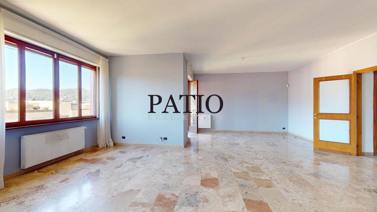 Como - Luminoso Appartamento Con Terrazza Vista Duomo